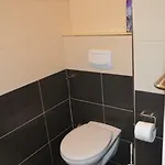 Apartmanovy *
